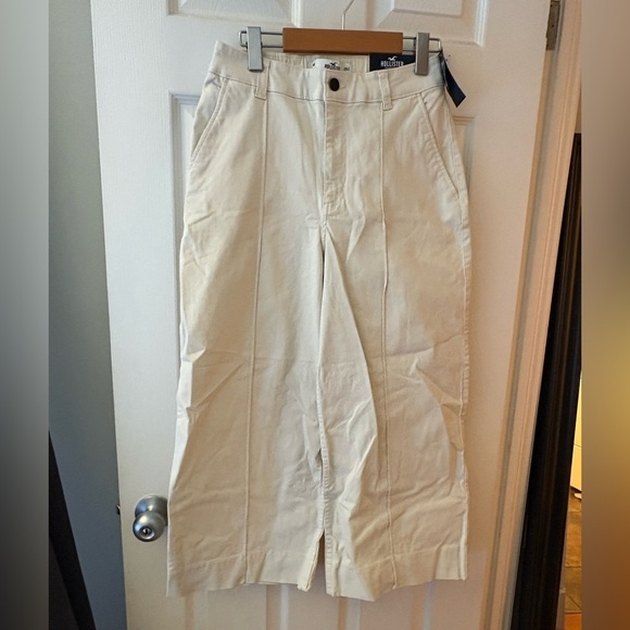 Hollister NWT cream ultra high rise wide leg pant size M stretch cropped - Picture 1 of 12